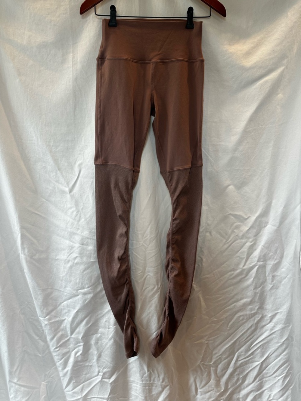 Alo Yoga Goddess Leggings - Dusty Rose - S